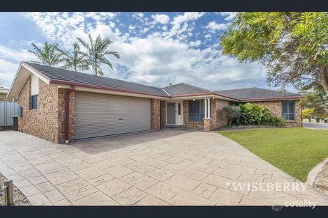 27 Bromley Ct, Lake Haven, NSW 2263