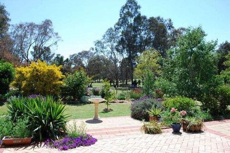 Property photo of 66 St Andrews Circuit Thurgoona NSW 2640