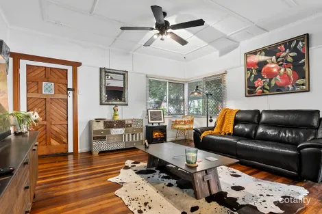 Property photo of 869 Beachmere Road Beachmere QLD 4510