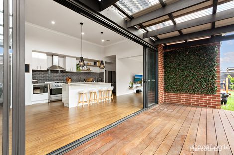 30 Bronte Bvd, Officer, VIC 3809