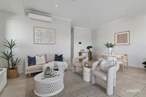 5/6 Sixth Ave, Sandgate, QLD 4017