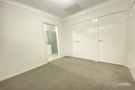 Property photo of 40 Calotis Crescent Denham Court NSW 2565