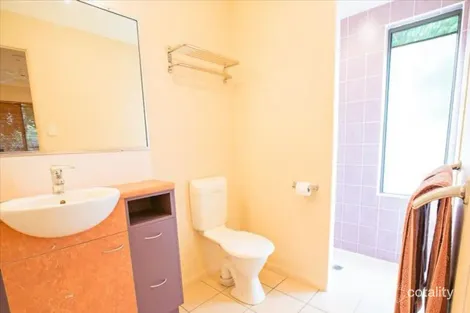 Property photo of 2/8 Windsor Street Glenella QLD 4740