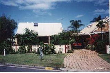 2/5 Warrie Cl, Paradise Point, QLD 4216