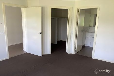 Property photo of 2 Balmoral Place Traralgon VIC 3844