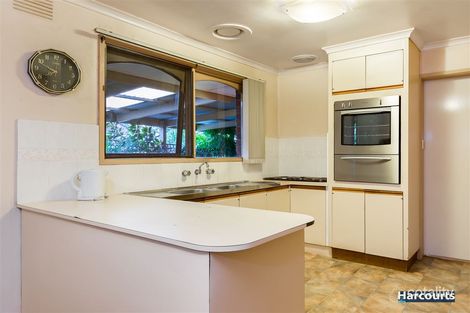 Property photo of 18 Alexander Crescent Ferntree Gully VIC 3156