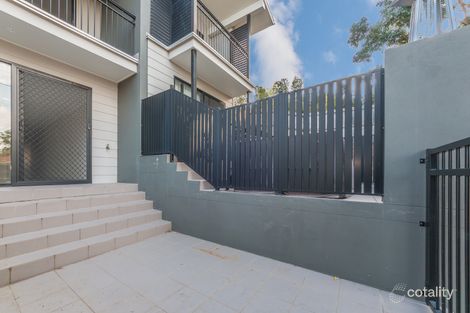 Property photo of 2/13 Walkers Road Everton Hills QLD 4053