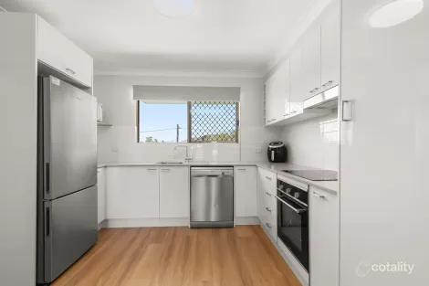 Property photo of 14/45 Marine Parade Redcliffe QLD 4020