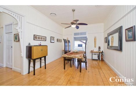 Property photo of 33 Arthur Terrace Red Hill QLD 4059