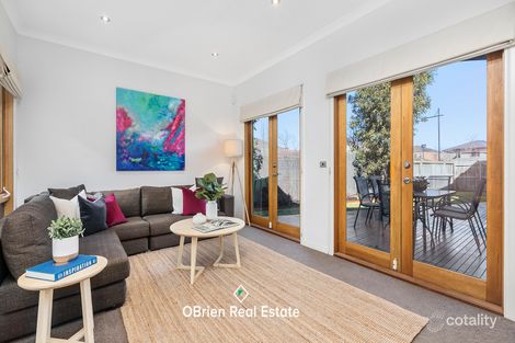 Property photo of 10 Black Knight Street Mordialloc VIC 3195