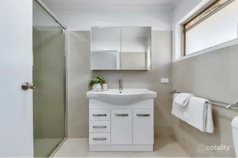 Property photo of 1/37 Alva Terrace Gordon Park QLD 4031