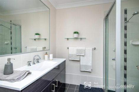 Property photo of 12 Devonshire Street Cameron Park NSW 2285