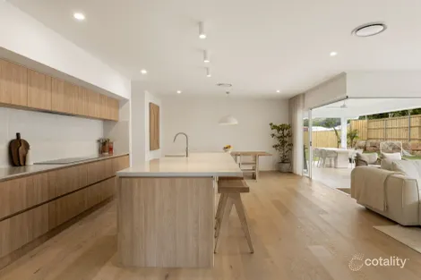 2 Peak Pl, Yandina, QLD 4561