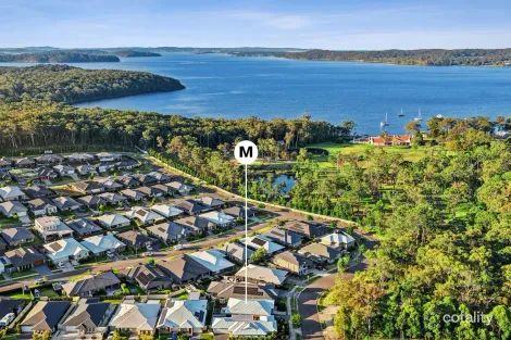 Property photo of 2 Peninsular Drive Gwandalan NSW 2259