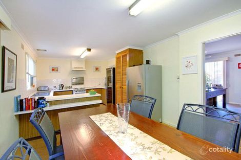 Property photo of 27 Ruth Road Mornington VIC 3931