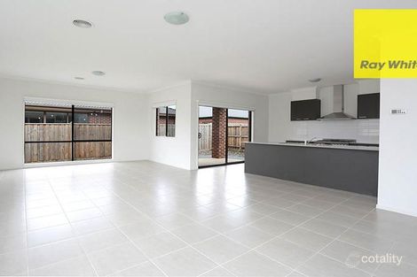 Property photo of 5 Seagrass Crescent Point Cook VIC 3030
