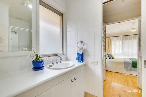 Property photo of 4 Beach Place Holt ACT 2615