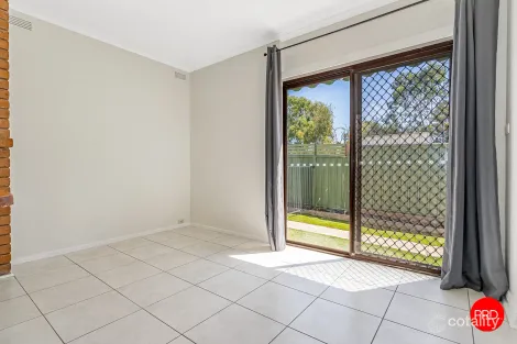 Property photo of 95A Olympic Parade Kangaroo Flat VIC 3555