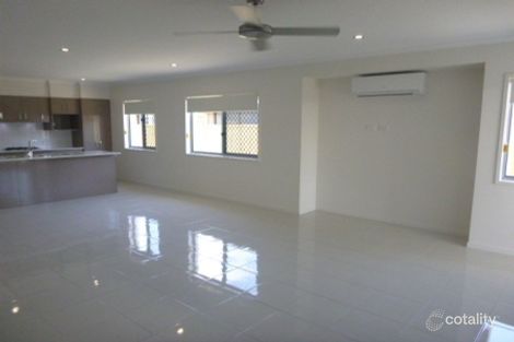 Property photo of 14 Brampton Way Meridan Plains QLD 4551