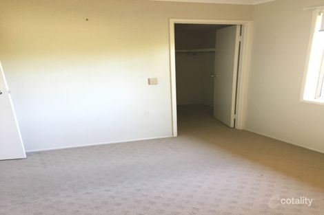 Property photo of 33 Cramer Boulevard Mount Warren Park QLD 4207