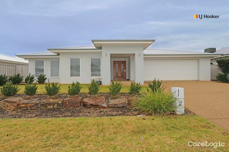 Property photo of 12 Yenda Avenue Gobbagombalin NSW 2650