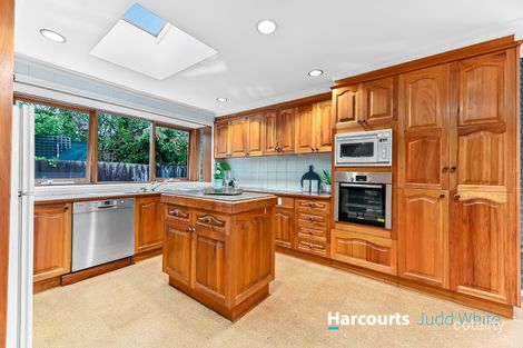 26 The Outlook, Glen Waverley, VIC 3150