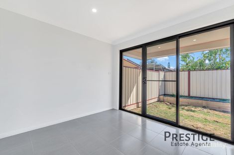 Property photo of 14 Astley Place Edensor Park NSW 2176
