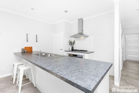 Property photo of 6 Wonnich Street Byford WA 6122