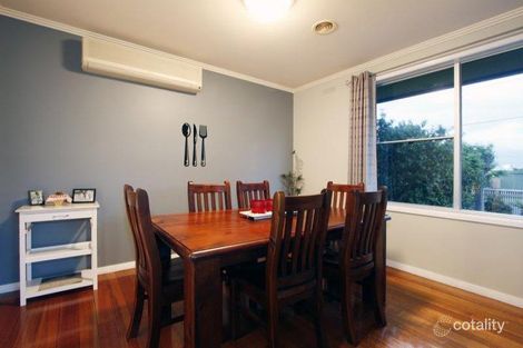 Property photo of 17 Hutchison Street Sale VIC 3850