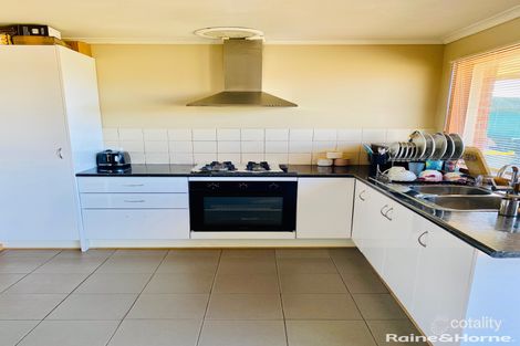 Property photo of 47 Michelle Drive Hampton Park VIC 3976