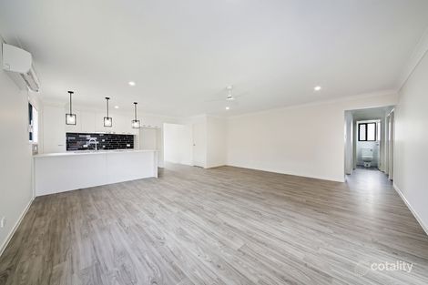 Property photo of 27 Parsons Street Collingwood Park QLD 4301