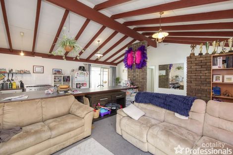 Property photo of 2 Allamanda Way Forrestfield WA 6058