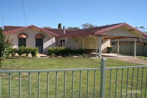 379 Chester St, Moree, NSW 2400