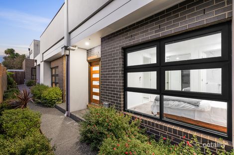 Property photo of 2/1 Banool Quadrant Doncaster East VIC 3109
