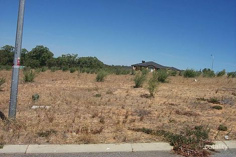 15 Hueston Lkt, Leda, WA 6170