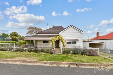 Property photo of 25 Crown Street Junee NSW 2663