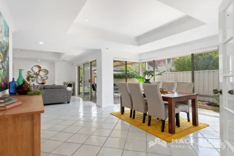 Property photo of 49B Shearn Crescent Doubleview WA 6018