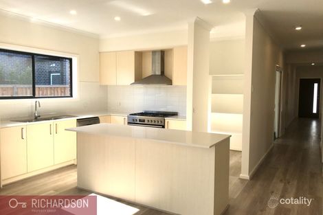 Property photo of 27 Illabunda Drive Werribee VIC 3030