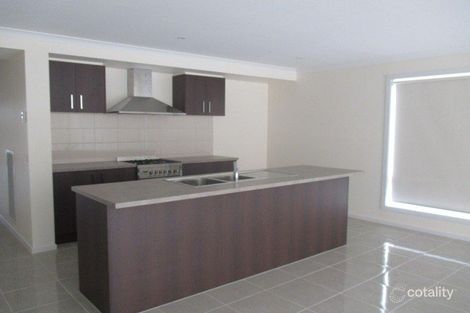 Property photo of 18 Mayflower Drive Cranbourne West VIC 3977