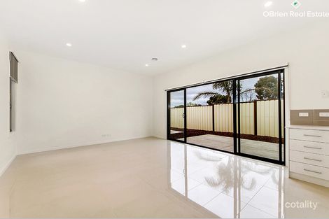 Property photo of 6 Mountbatten Way Sydenham VIC 3037
