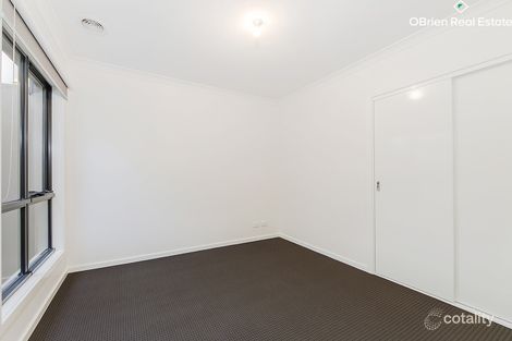 Property photo of 6 Mountbatten Way Sydenham VIC 3037