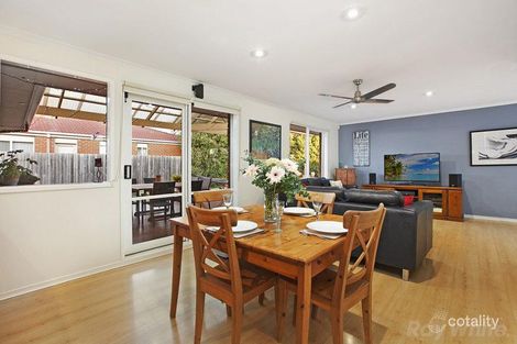 Property photo of 2 Rowland Court Ferntree Gully VIC 3156
