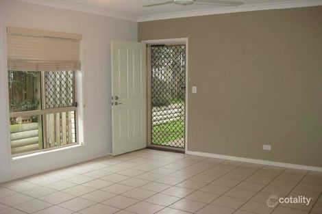 Property photo of 2/4 Pilar Court Molendinar QLD 4214