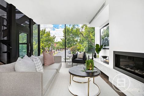 Property photo of 1/631 Orrong Road Toorak VIC 3142