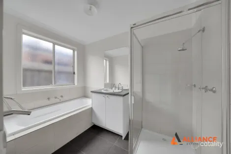 Property photo of 20 Stringybark Avenue Wallan VIC 3756