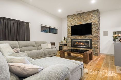 Property photo of 48 Clubpoint Drive Chirnside Park VIC 3116