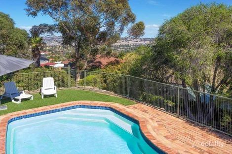 Property photo of 11 Tolland Close Tolland NSW 2650