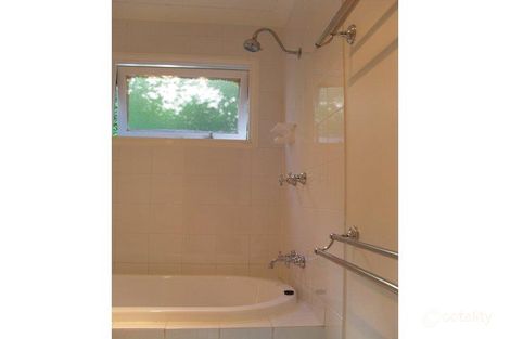 Property photo of 13 Moreton Avenue Wynnum QLD 4178