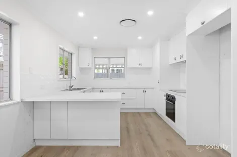 64 Mortlake Rd, Graceville, QLD 4075