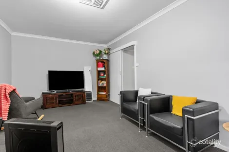 Property photo of 1A Moran Street Boulder WA 6432